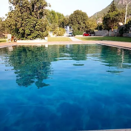 Kaya Bungalow *