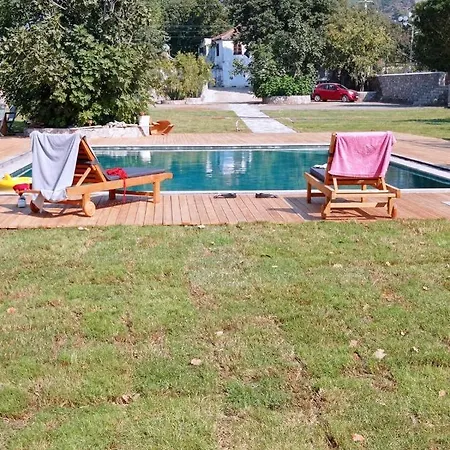 Kaya Bungalow אתר קמפינג